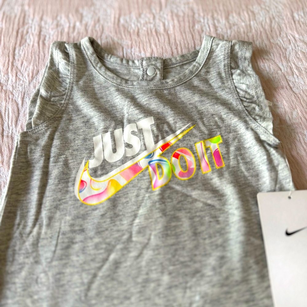 Nike Baby Girls Romper. New with tags